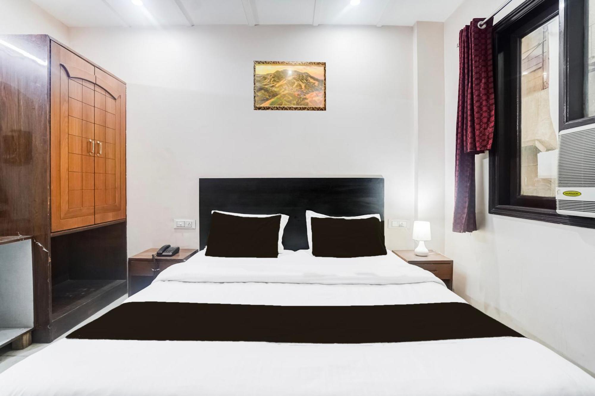 Fabhotel De Gold New Delhi Bagian luar foto