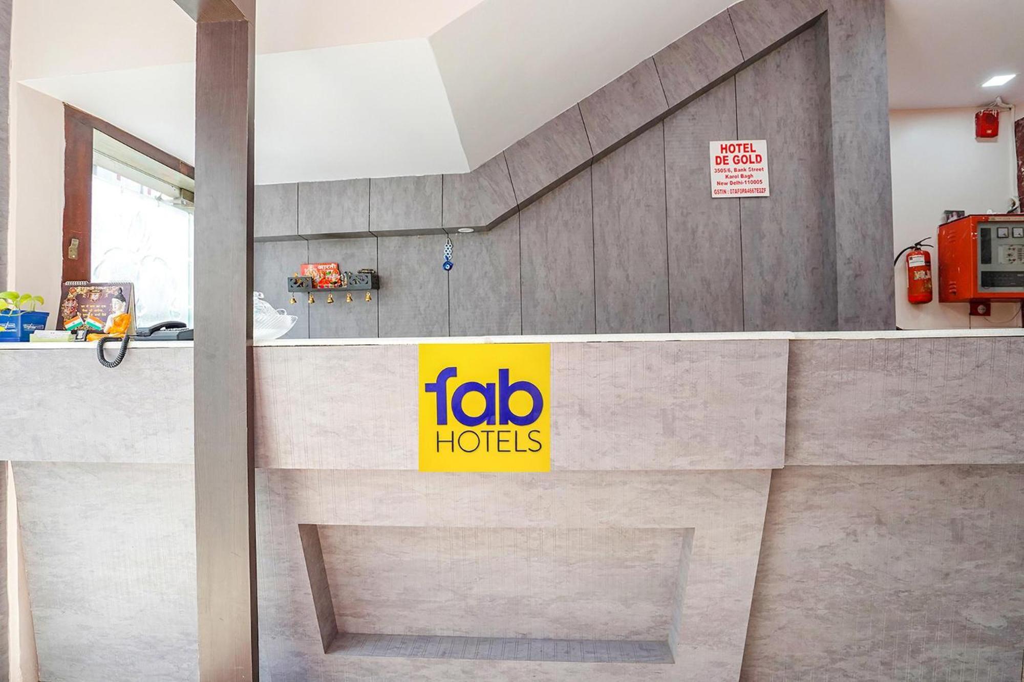 Fabhotel De Gold New Delhi Bagian luar foto